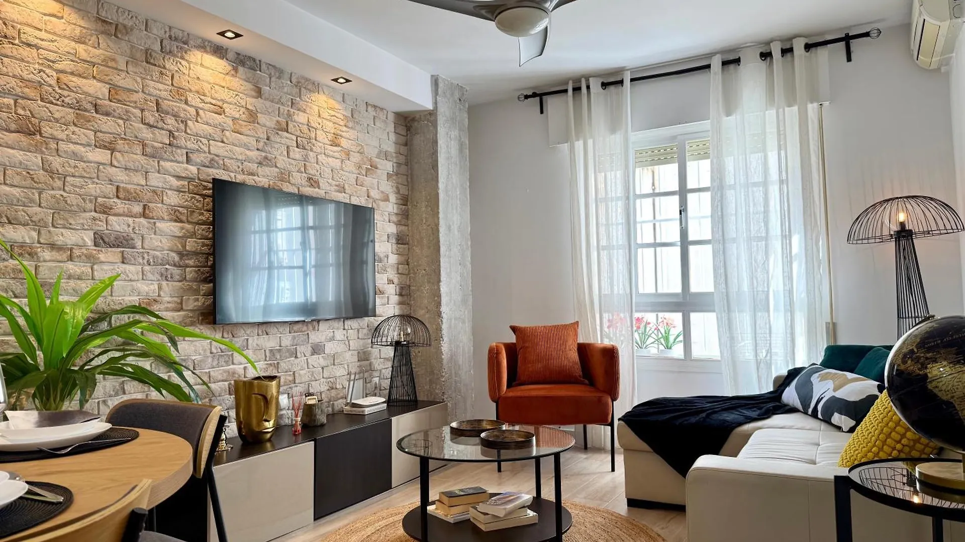 Cozy Apartment On Calle Agua Free Parking By Easytrip Málaga